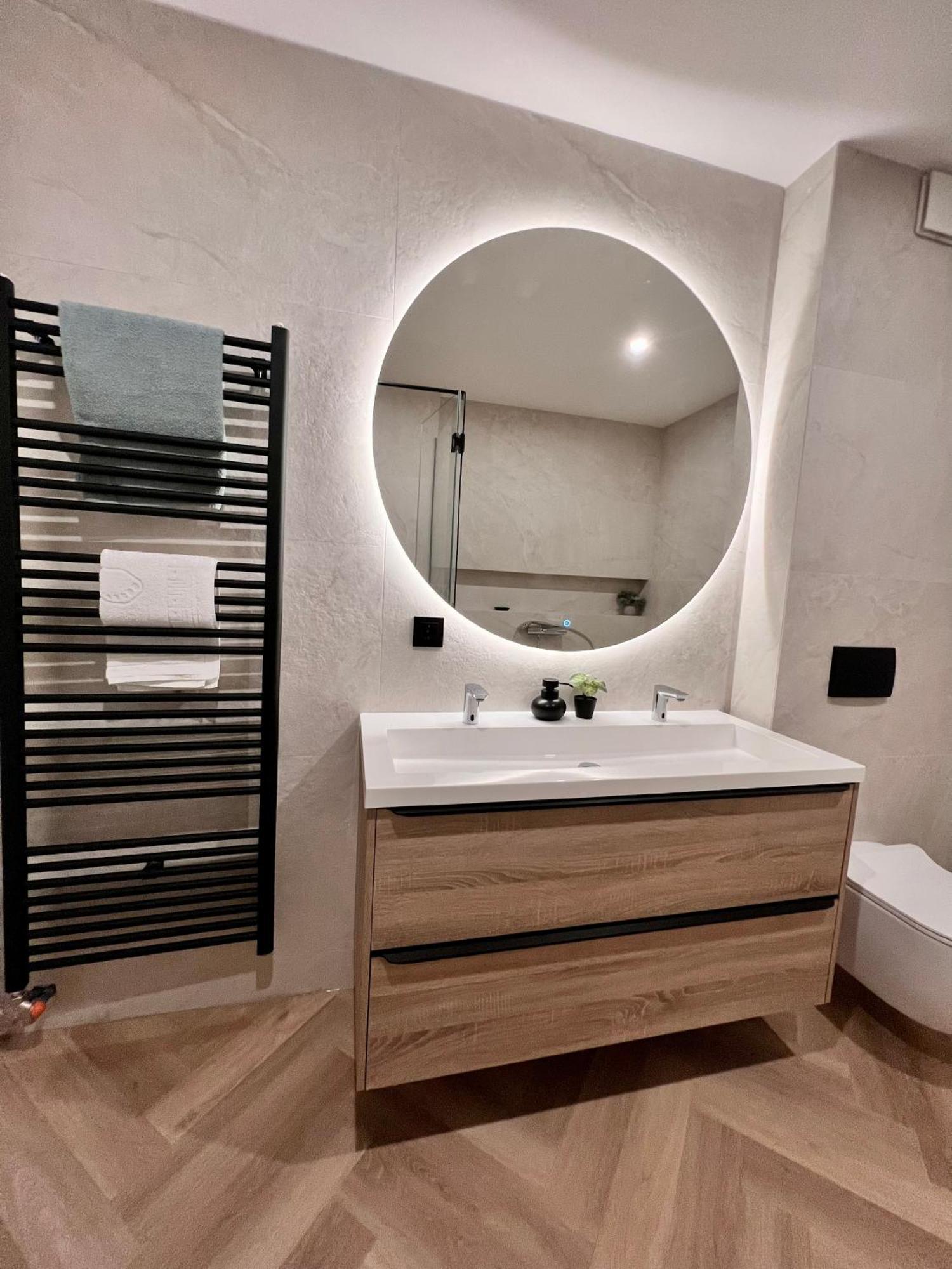 The Penthouse Sarajevo Apartment Екстериор снимка